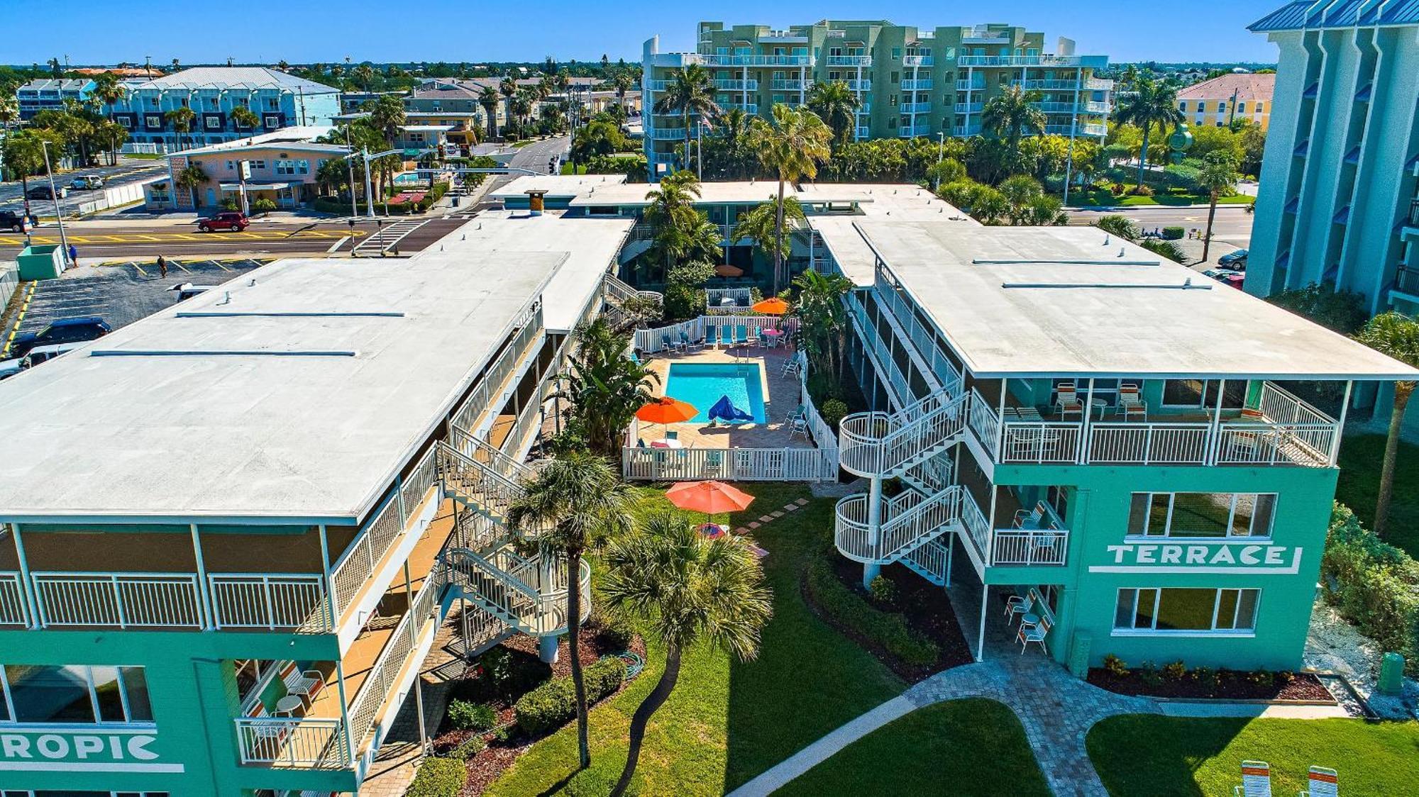 Tropic Terrace #41 - Beachfront Resort St. Pete Beach Extérieur photo