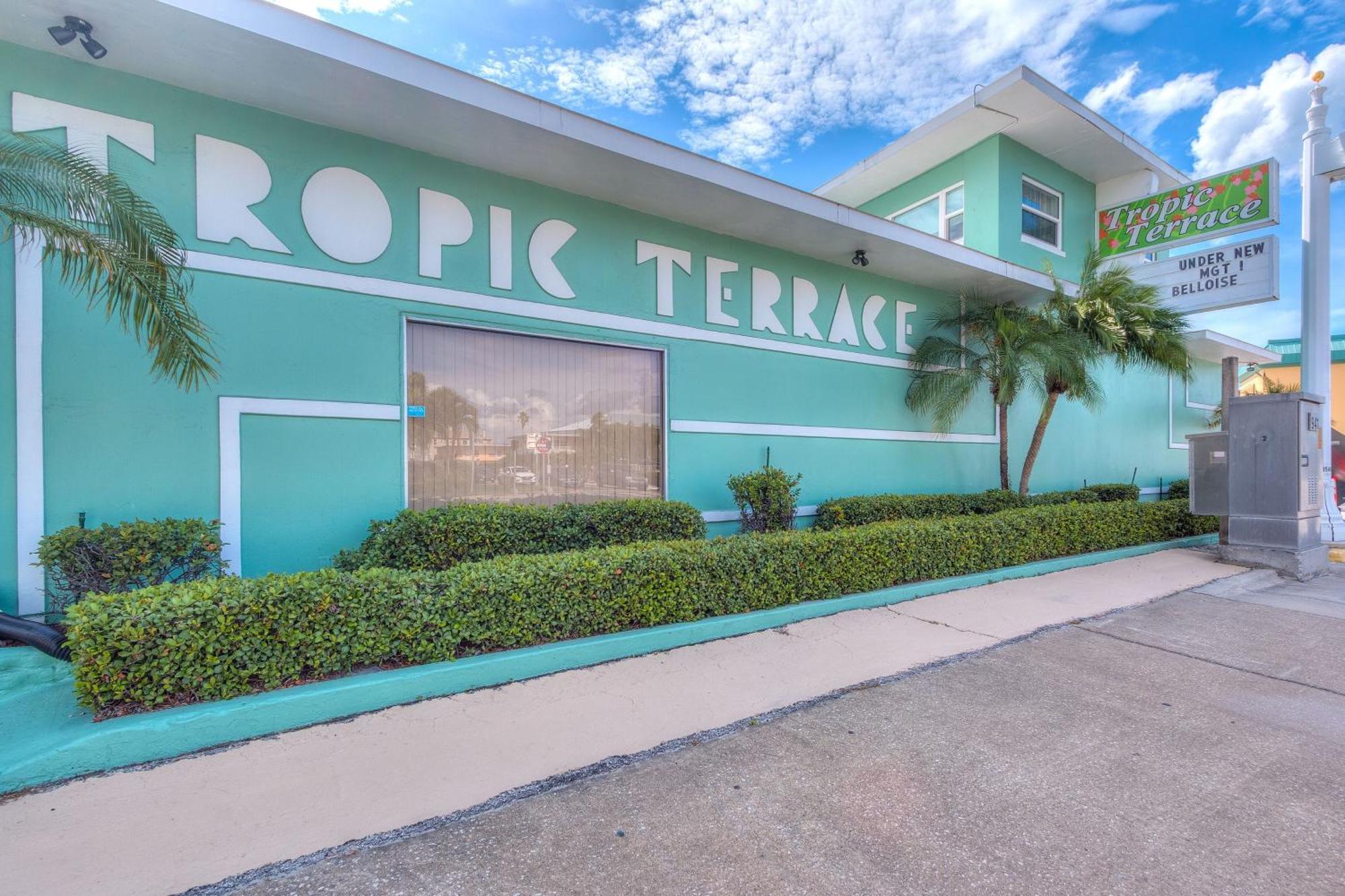 Tropic Terrace #41 - Beachfront Resort St. Pete Beach Extérieur photo