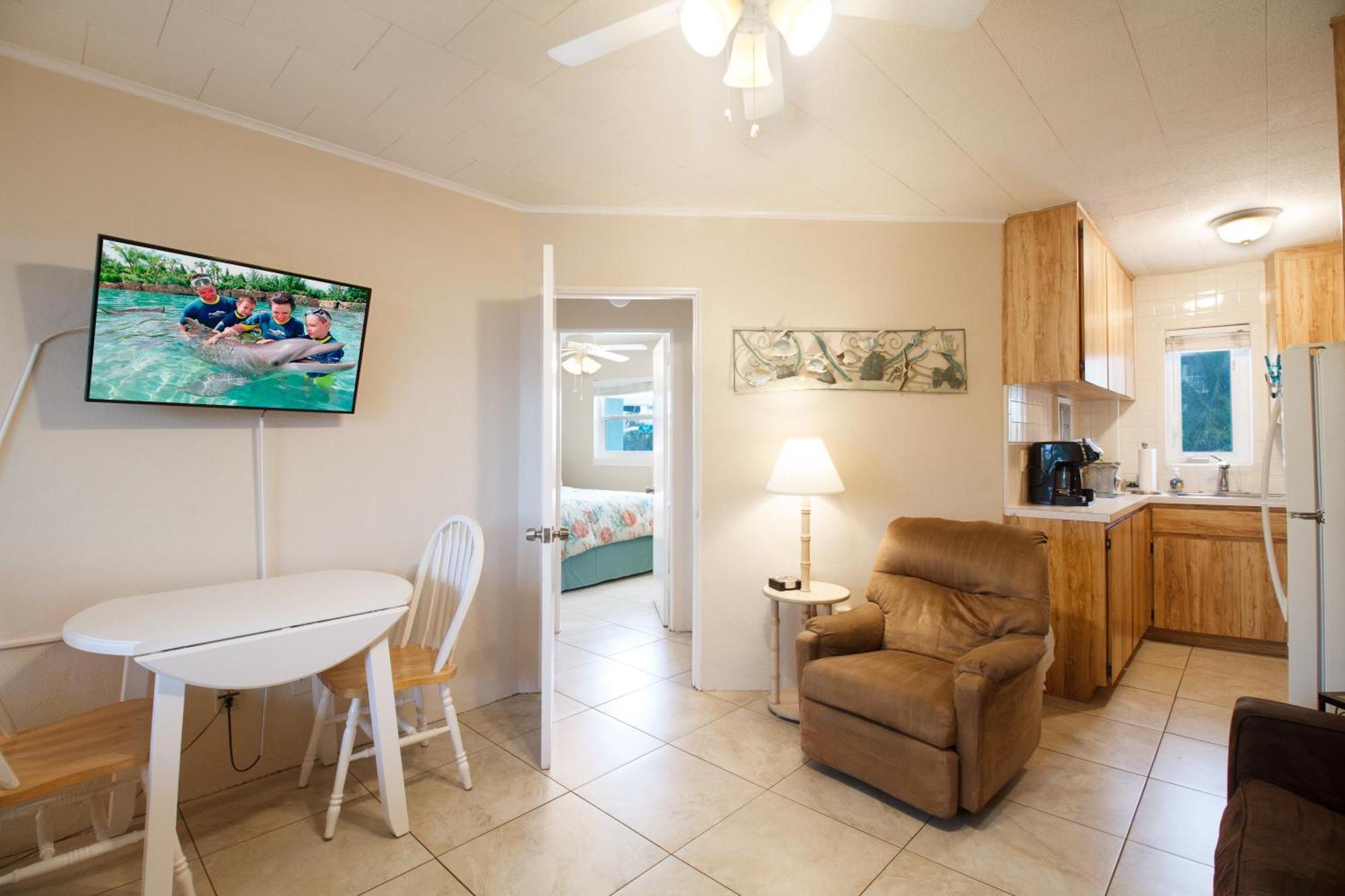 Tropic Terrace #41 - Beachfront Resort St. Pete Beach Extérieur photo